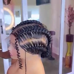 C31, Neatly braided wig